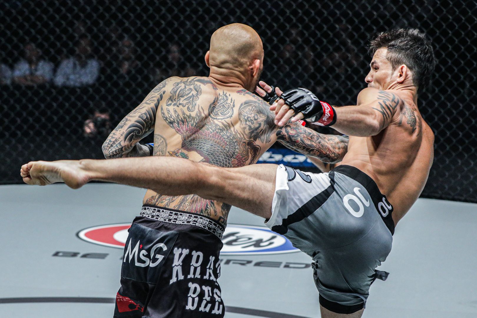 Ennahachi thắng knock-out đối thủ ONE Championship, ONE, link xem ONE Championship, ONE: DREAM OF GOLD, Thanh Le, MMA, Kickboxing