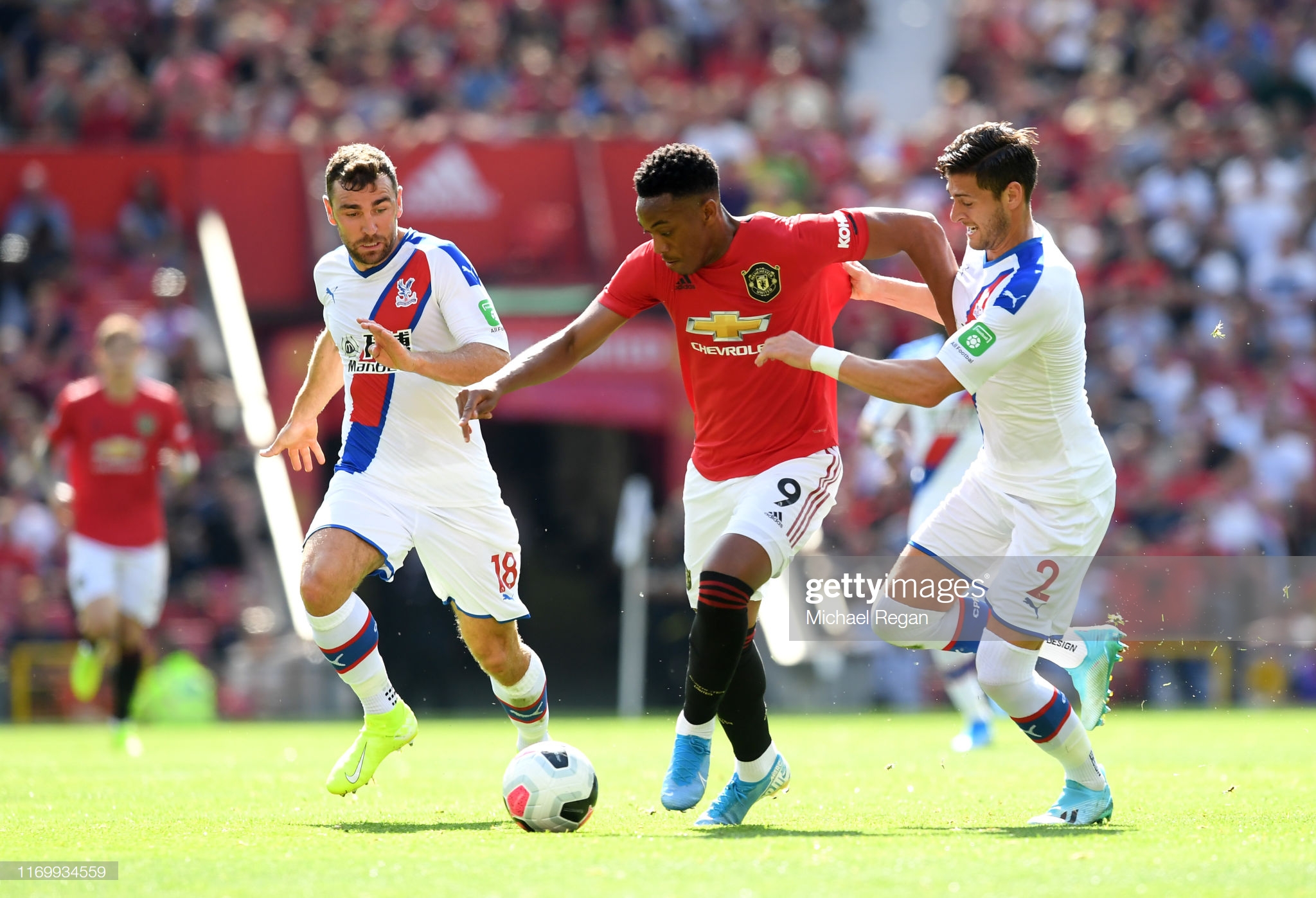 MU đang nỗ lực đẩy cao đội hình trong hiệp 2. Ảnh: Getty Trực tiếp MU vs Crystal Palace, Trực tiếp Man Utd vs Crystal Palace, MU vs Crystal Palace, trực tiếp Ngoại hạng Anh, MU, Man Utd