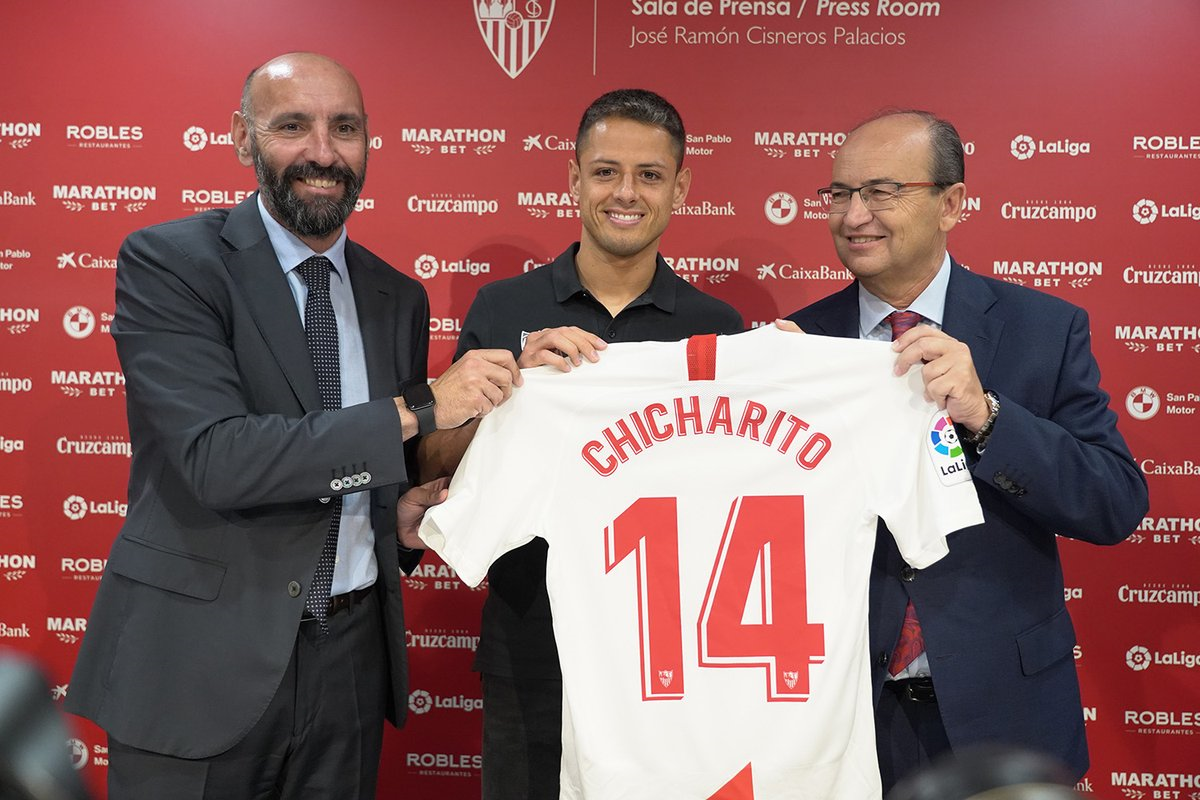 Chicharito rời West Ham, gia nhập Sevilla. Ảnh: Goal chuyển nhượng, thị trường chuyển nhượng, văn hậu, chuyển nhượng hè 2019, icardi, tin chuyển nhượng