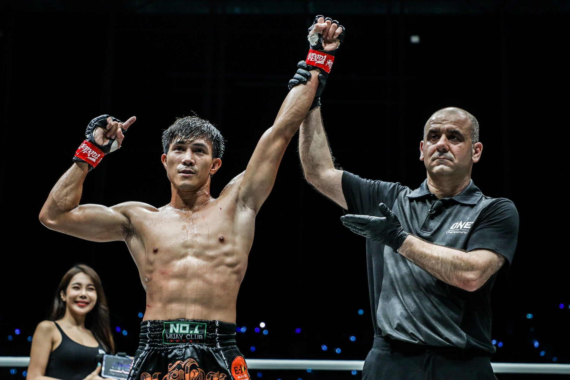 ONE Championship thành công trong lần đầu tiên đến Việt Nam ONE Championship, ONE Immortal Triumph, Việt Nam, Bi Nguyễn, Nguyễn Trần Duy Nhất, ONE, Chris Nguyễn, Michael Phạm