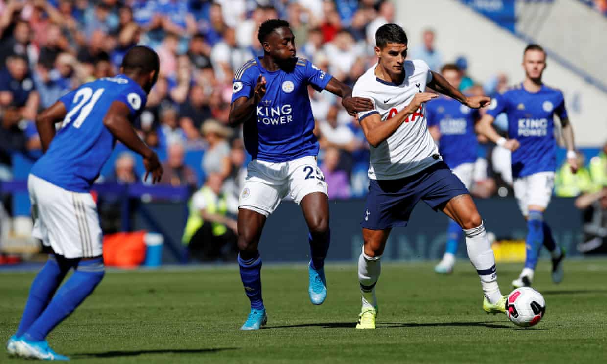 Tốc độ trận đấu được đẩy cao ngay từ đầu. Ảnh: The Guardian Trực tiếp Leicester vs Tottenham, Trực tiếp Ngoại hạng Anh, Leicester vs Tottenham, Leicester, Tottenham, Ngoại hạng Anh