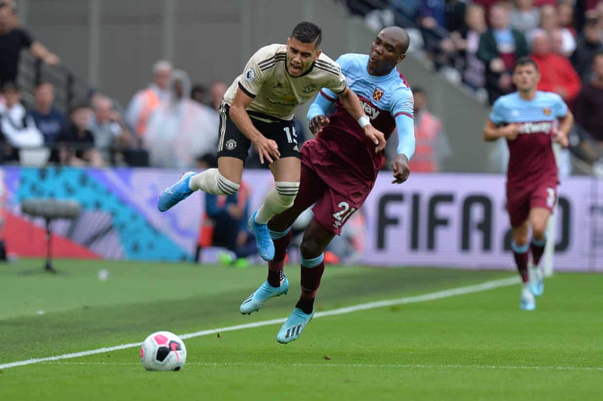 Hai đội đang thi đấu vô cùng cấn trọng. Ảnh: The Guardian Trực tiếp West Ham vs MU, Trực tiếp Ngoại hạng Anh, West Ham vs MU, MU vs West Ham, MU, Ngoại hạng Anh, trực tiếp MU