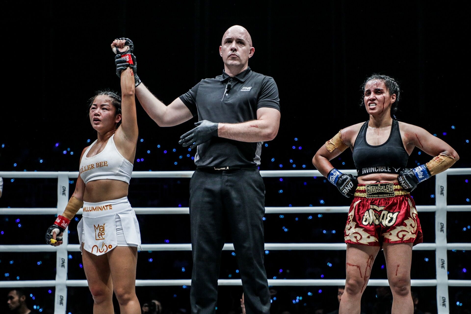 Chiến thắng ngọt ngào của Bi Nguyễn tại quê nhà Việt Nam. Ảnh: Onefc ONE Championship, Bi Nguyễn, Bi Nguyễn bị bạo hành, ONE, võ thuật,