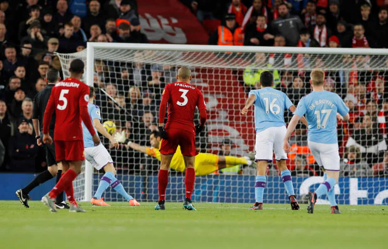 Fabinho khởi đầu cơn ác mộng của Man City. Ảnh: The Guardian Kết quả Liverpool vs Man City, Liverpool vs Man City, Liverpool, Man City, trực tiếp Ngoại hạng Anh, Ngoại hạng Anh