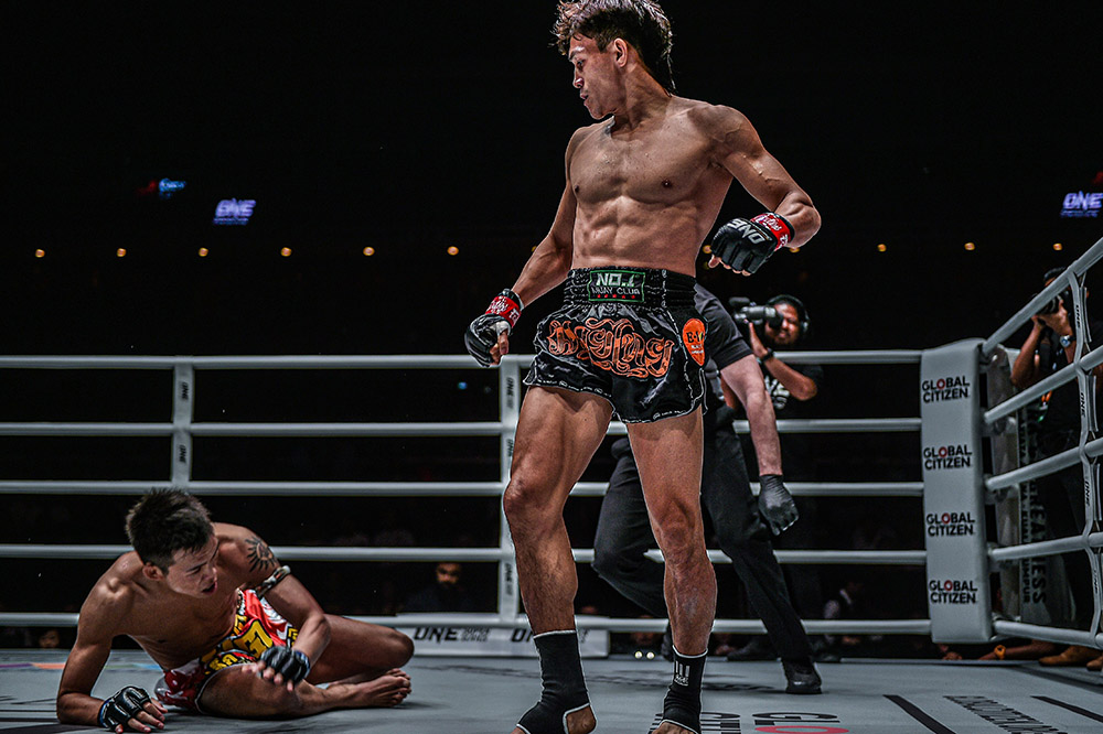 Nguyễn Trần Duy Nhất thắng knock-out trận thứ 2 liên tiếp. Ảnh: ONE Nguyen tran duy nhat
