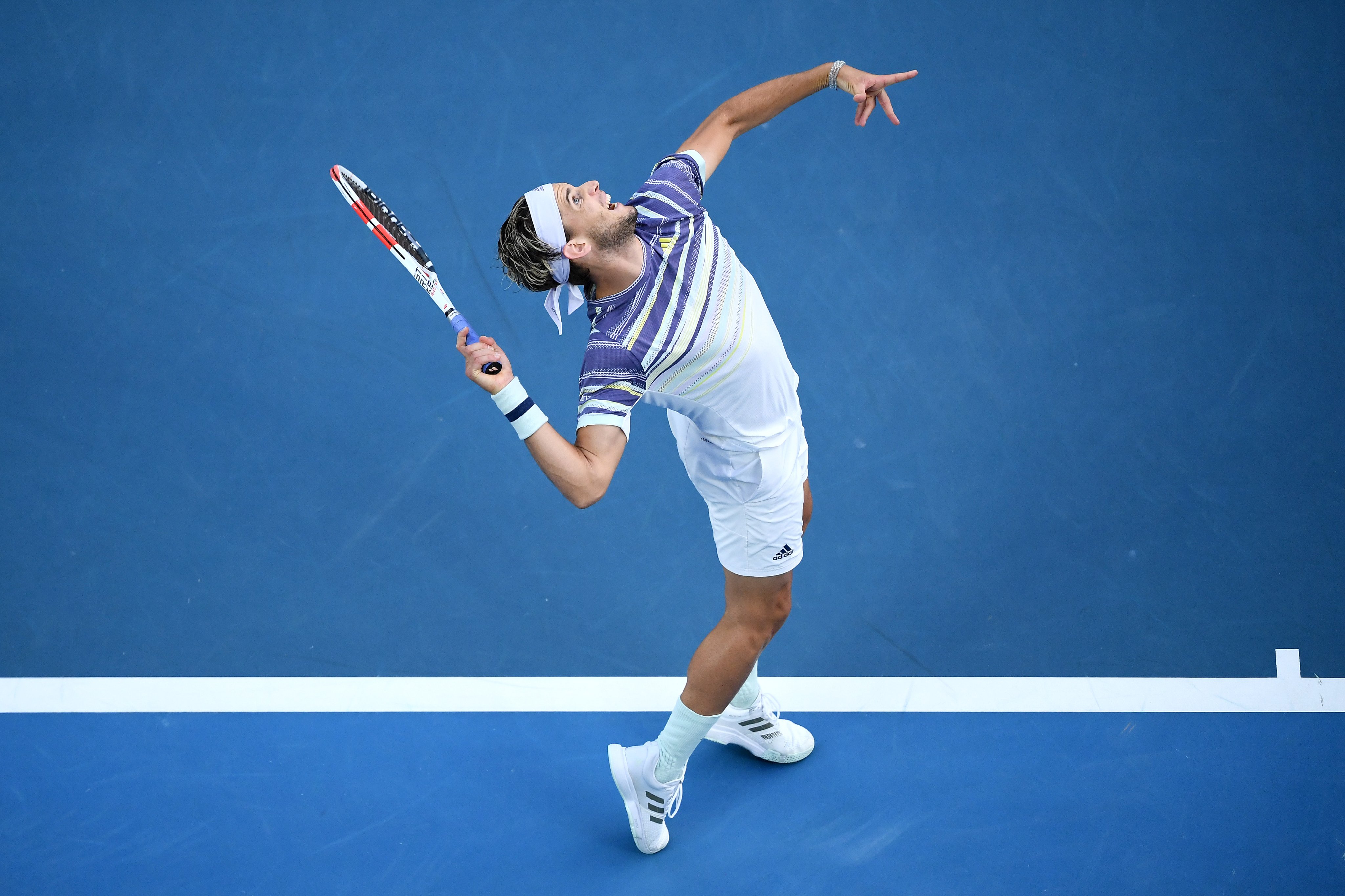 Thiem đã có những thời điểm chiếm lợi thế lớn trước Djokovic. Ảnh: Internet djokovic vs thiem