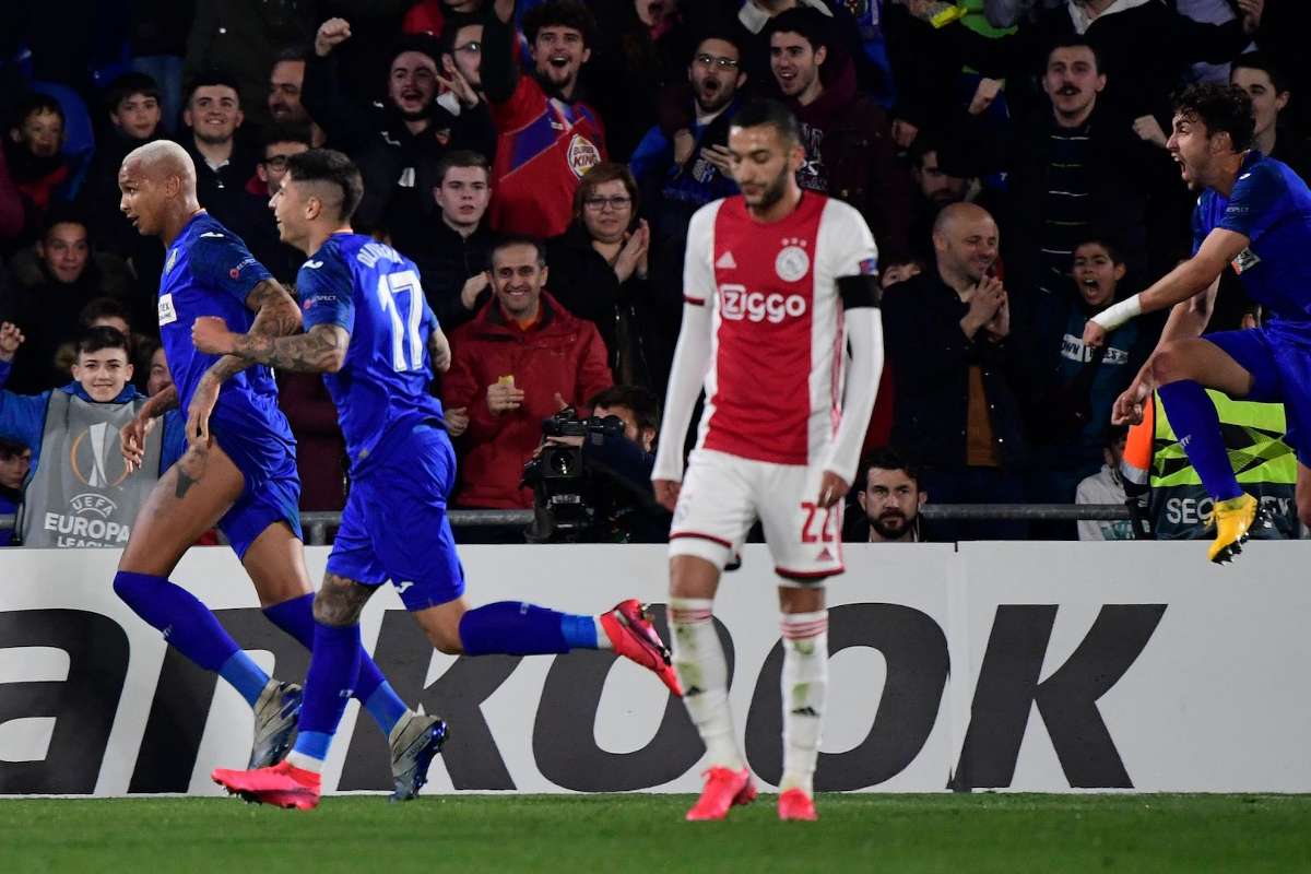 Ajax sớm dừng bước ở Europa League. Ảnh: Internet Ajax