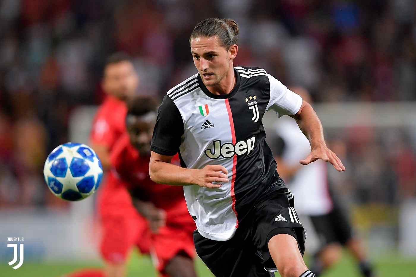 MU sẵn sàng tái khởi động thương vụ Rabiot (Ảnh: Internet) rabiot
