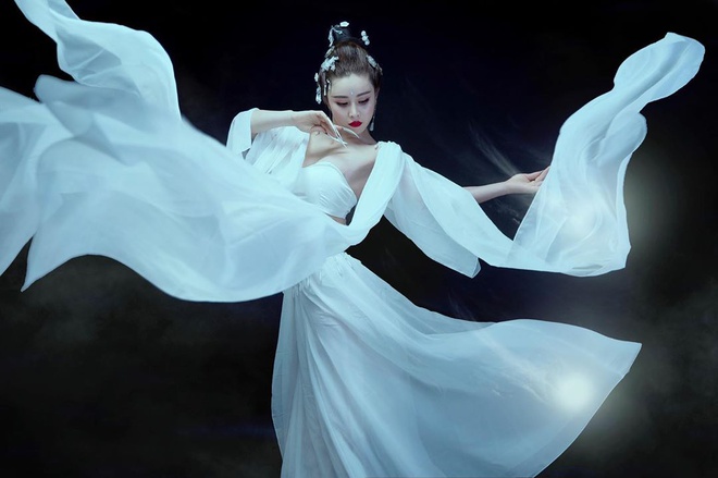 Nét nữ tính của Yuan Herong (Ảnh: Internet) Yuan Herong