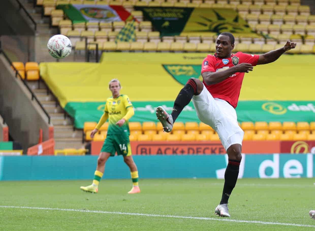 Ighalo mở tỷ số cho MU (Ảnh: Reuters) ighalo