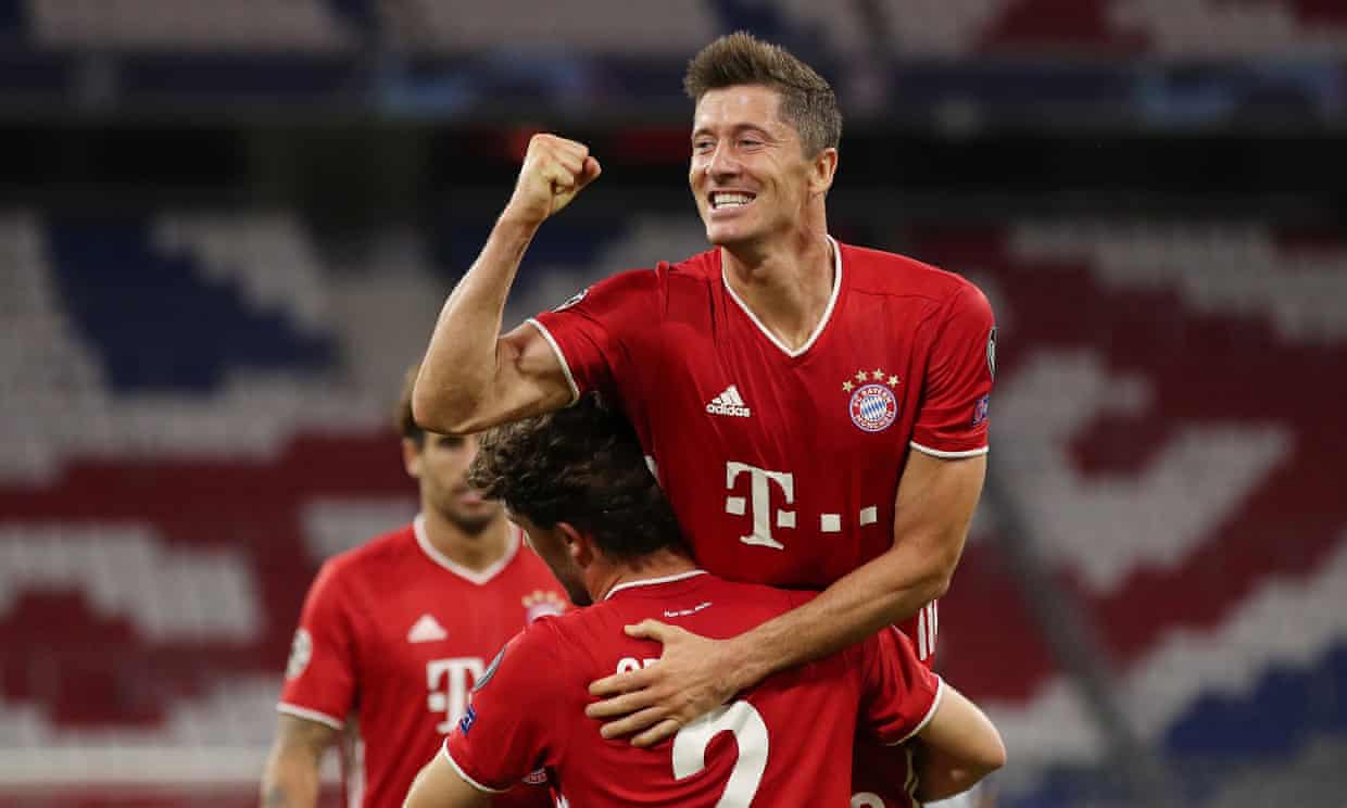 Lewandowski lập cú đúp giúp Bayern hủy diệt Chelsea (Ảnh: Internet) bayern