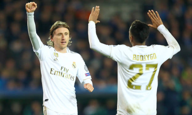 Modric ấn định tỉ số 3-1. Ảnh: Getty. brugge vs Real