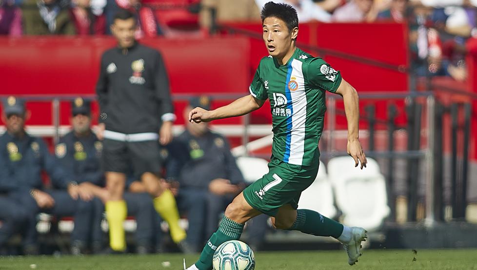 Wu Lei trong trận đấu hôm qua. Ảnh: Marca wu lei messi
