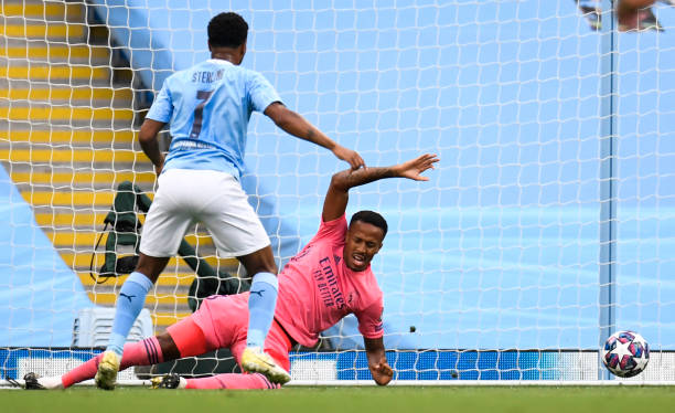 Sterling dễ dàng ghi bàn mở điểm. Ảnh: Getty ket qua man city real