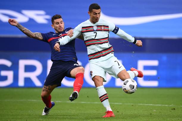 Trực tiếp Pháp 0-0 Bồ Đào Nha: Ronaldo bỏ lỡ cơ hội Ảnh 1