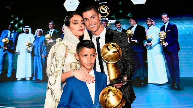 Ronaldo nhận được đề nghị Tin bóng đá, CR7, Kỷ lục