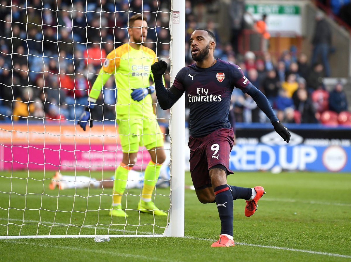 Lacazette đóng góp 1 bàn trong chiến thắng vất vả 2-1 của Arsenal trước Huddersfield Town Kết quả Huddersfield vs Arsenal, tỷ số Huddersfield vs Arsenal, video bàn thắng Huddersfield vs Arsenal, Huddersfield Town vs Arsenal, Huddersfield Town, Arsenal