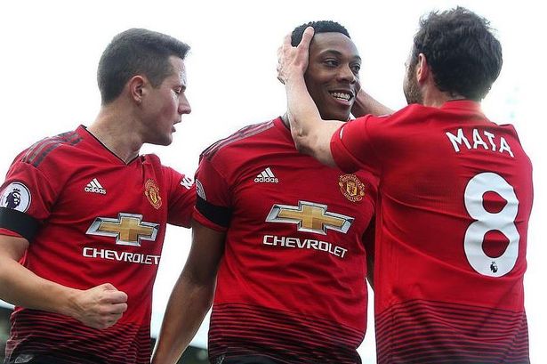 Martial ủng hộ Tin MU, Martial, Solskjaer, Martial ủng hộ Solskjaer, HLV trưởng MU, Bóng đá Anh, Cúp C1, UEFA Champions League, PSG