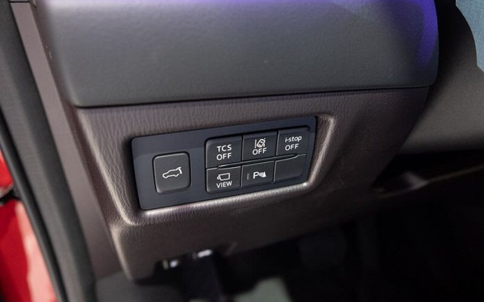 Mazda CX-8 2020 được trang bị nhiều hệ thống an toàn hiện đại