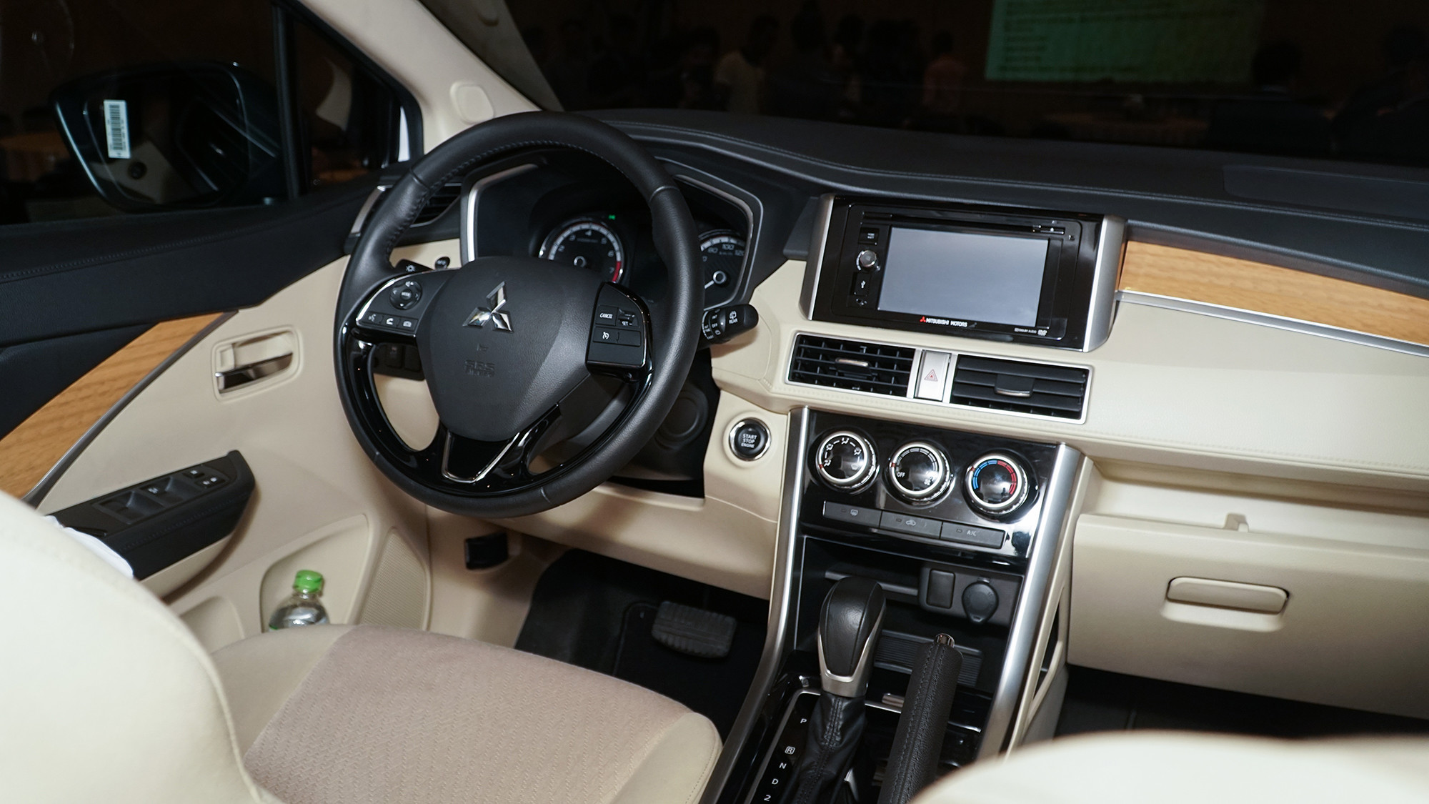 Nội thất xe Mitsubishi Xpander 2019 Nội thất xe Mitsubishi Xpander 2019