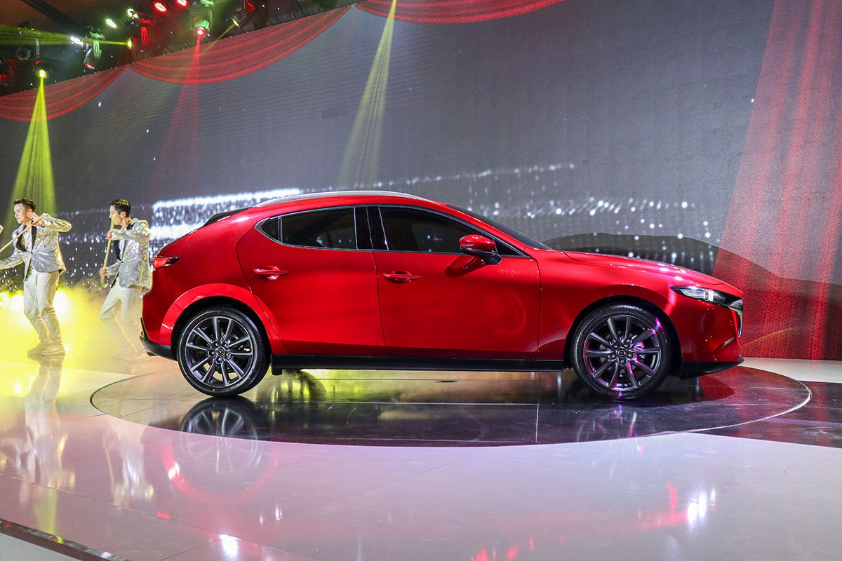 Thân xe Mazda 3 Sport 2020 Thân xe Mazda 3 Sport thiết kế sang trọng