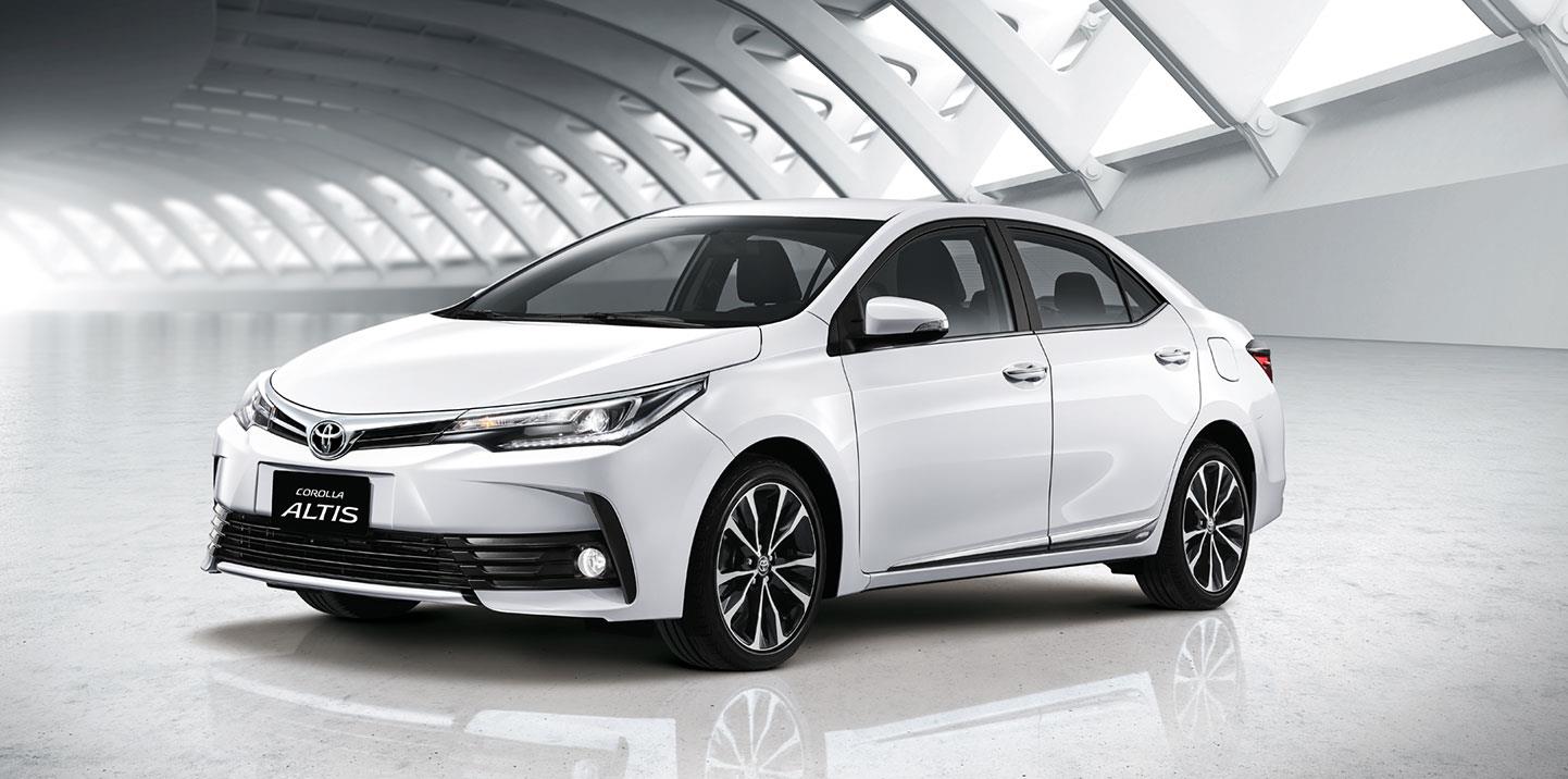 Ngoại thất Toyota Altis 2020 có thiết kế mới khá khoẻ khoắn và năng động. Ngoại thất của xe Toyota Altis 2020