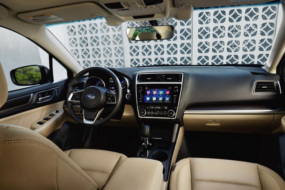 Nội thất Subaru Legacy trông sang trọng hơn với những chất liệu cao cấp bang gia xe o to subaru tai dai ly