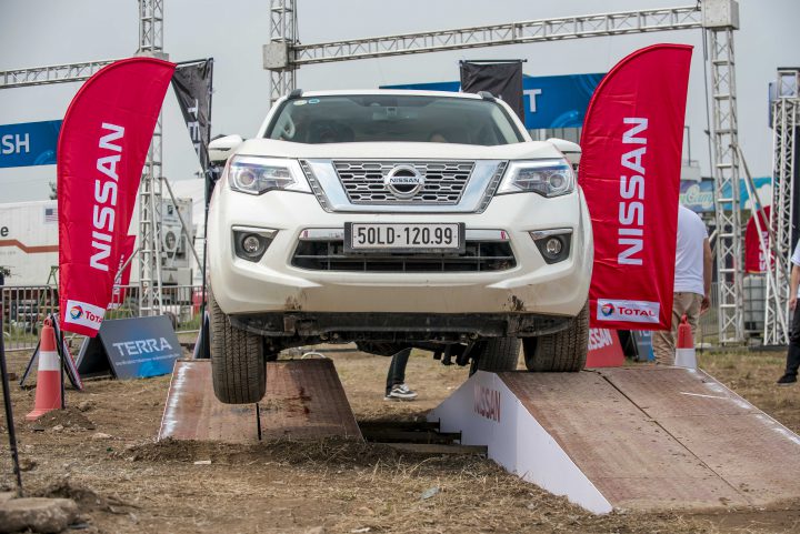 Nissan Terra 2019 SUV 7 chỗ, SUV 7 chỗ giảm giá, Nissan Terra giảm giá, giá Nissan Terra, Nissan Terra giá bao nhiêu, Nissan Terra máy dầu, đánh giá Nissan Terra 2019, giá xe Nissan Terra 2019
