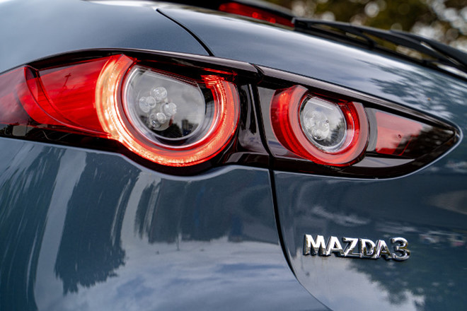 undefined Mazda 3 2020