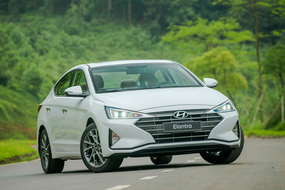 Hyundai Elantra Hyundai Elantra