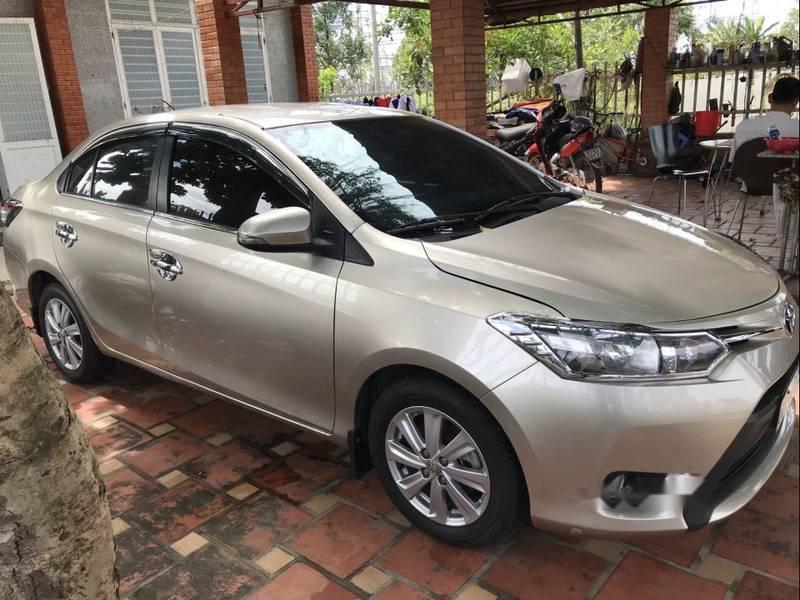 Toyota Vios MT đời 2015-2016 giá khoảng 260 - 280 triệu đồng Toyota Vios MT đời 2015-2016