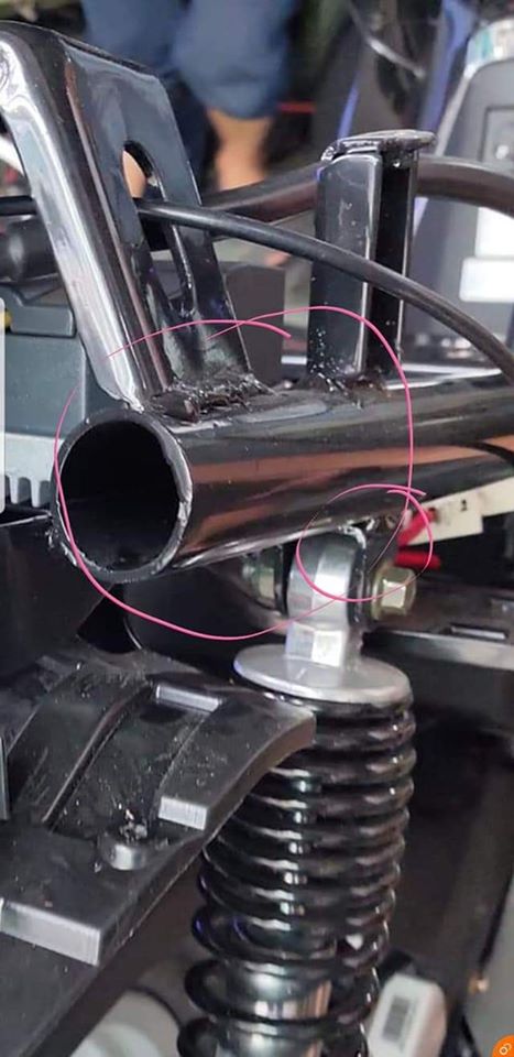 Mối hàn khung xe PEGA-S trông khá xấu và thô PEGA-S
