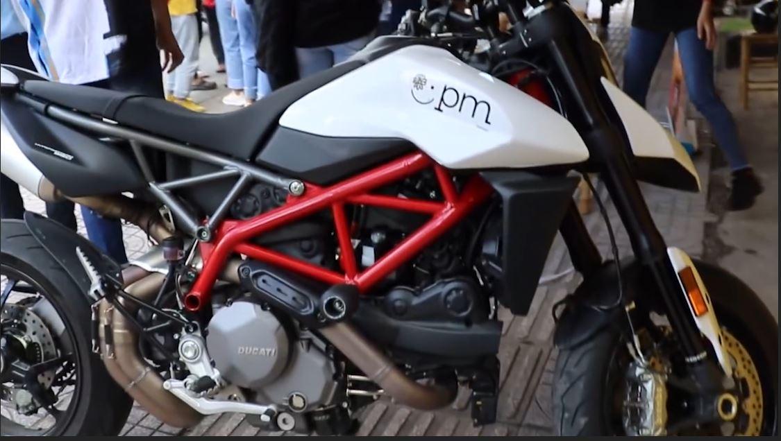 Ducati Hypermotard 939 SP 