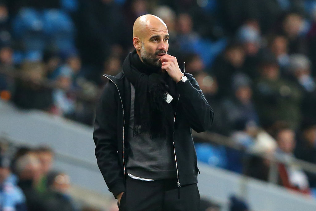 Guardiola phủ nhận việc cố tình không cắt cỏ ở Etihad Man City, Liverpool, Guardiola, Aguero, Salah, Ngoại hạng Anh