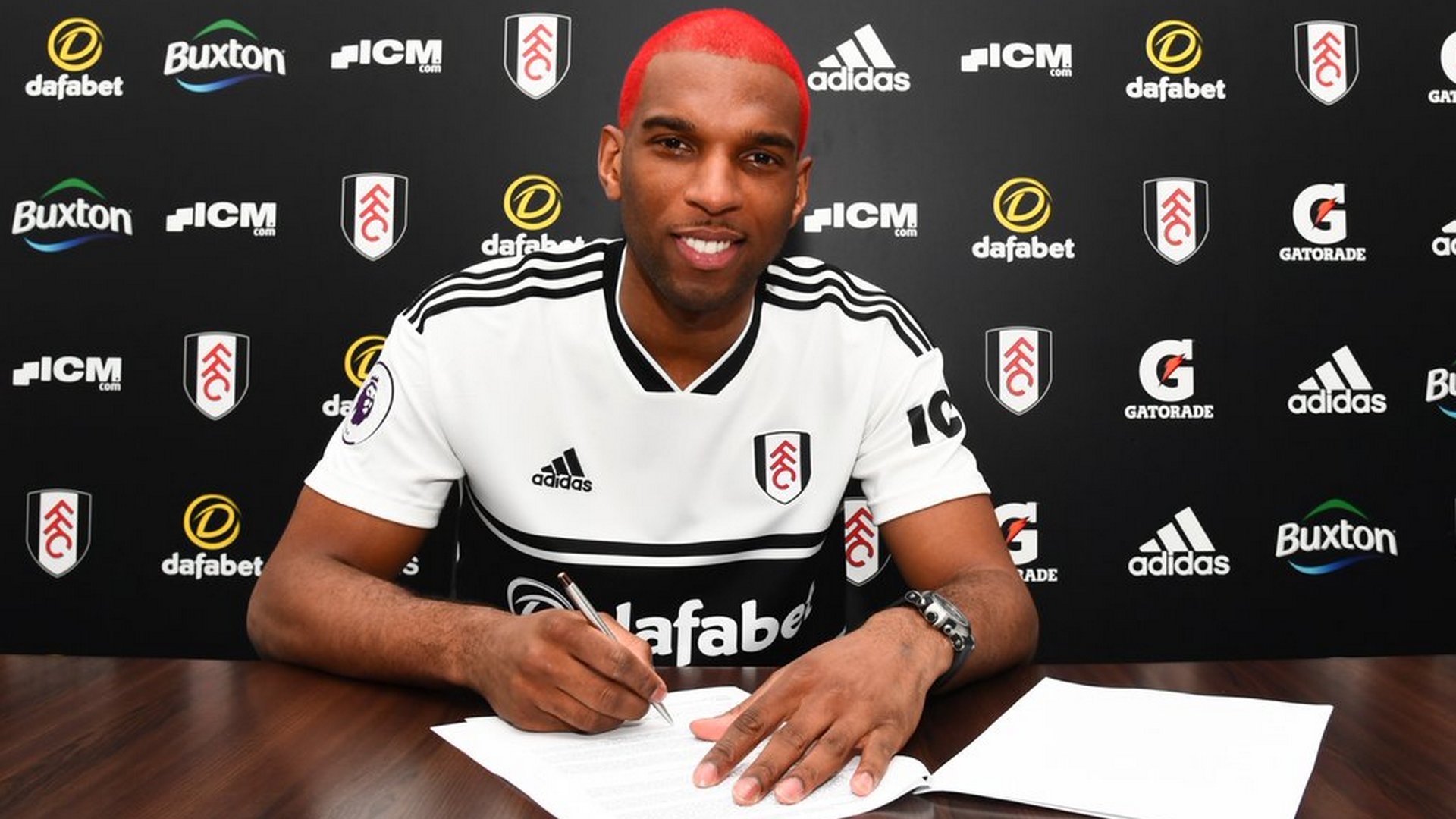 Ryan Babel chính thức kí hợp đồng với Fulham Tin chuyển nhượng, chuyển nhương, chuyển nhượng hôm nay, chuyển nhượng tối, chuyển nhượng 16/1