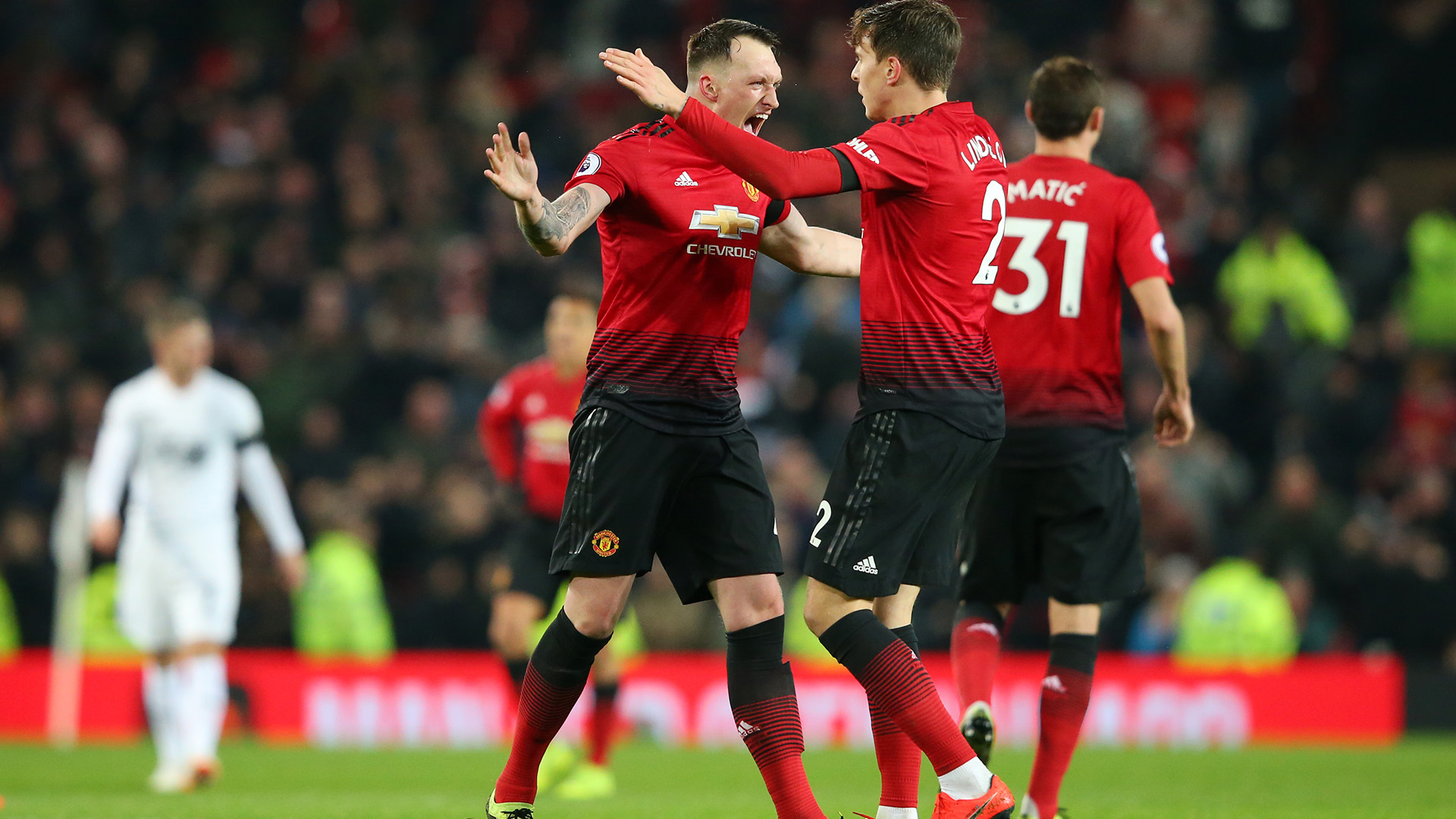 Lindelof trở thành người hùng quan trọng của MU Lindelof, Lindelof MU, MU Burnley, Old Trafford, tin tức MU, tin NHA, tin bóng đá, Ngoại hạng anh