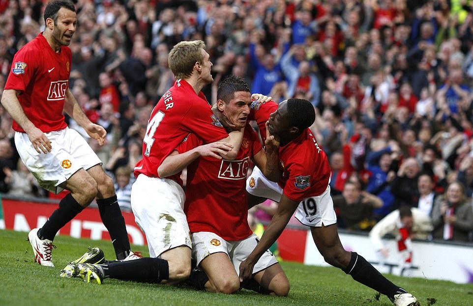 Macheda mang về chức vô địch cho MU Macheda, Fededirco Macheda, Macheda MU, Man utd, mu, macheda man utd, cầu thủ mu, mu hollywood, thần đồng mu