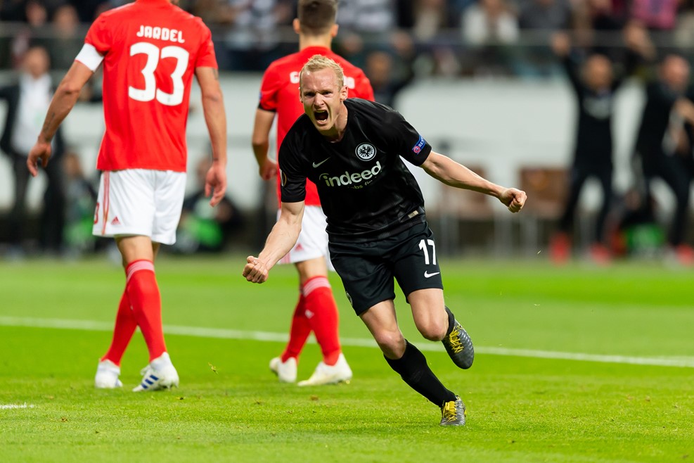 Frankfurt nhọc nhằn chiến thắng Benfica bán kết europa league, europa league, c2, bán kết c2, xác định europa league, kết quả europa league,