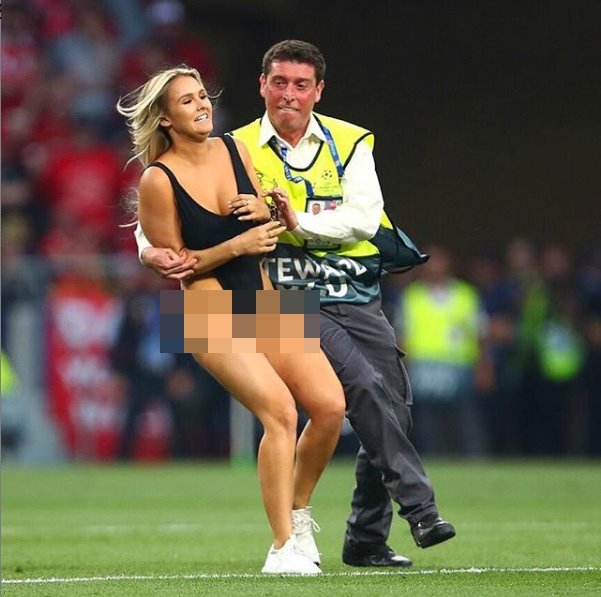 Kinsey Wolanski náo loạn trận chung kết C1 kinsey wolanski, chung kết c1 2019, cúp c1, champions league, liverpool vs tottenham, chung kết champions league