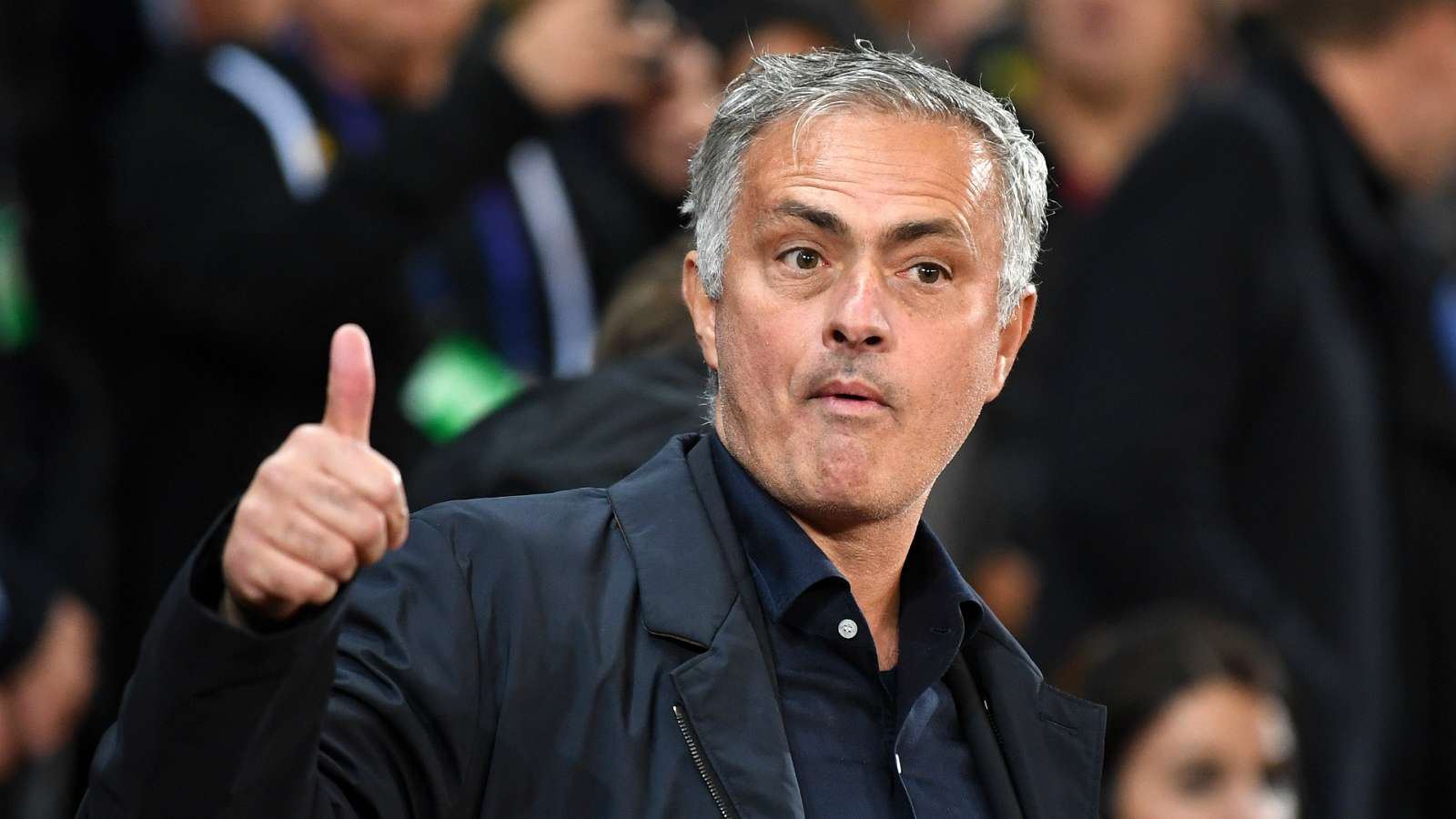 Mourinho chia sẻ về sở thích quái đản Mourinho, HLV mourinho, jose mourinho, mu, hlv mu, man utd, newcastle, benitez, sở thích, mourinho lên tiếng