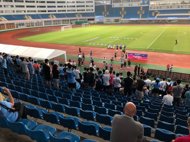 Báo Trung Quốc tố cáo Man City chỉ đến vì tiền man city, trung quốc, báo trung quốc, man city du đấu, premier league, ngoại hạng anh, guardiola, NHM trung quốc, báo chí trung quốc