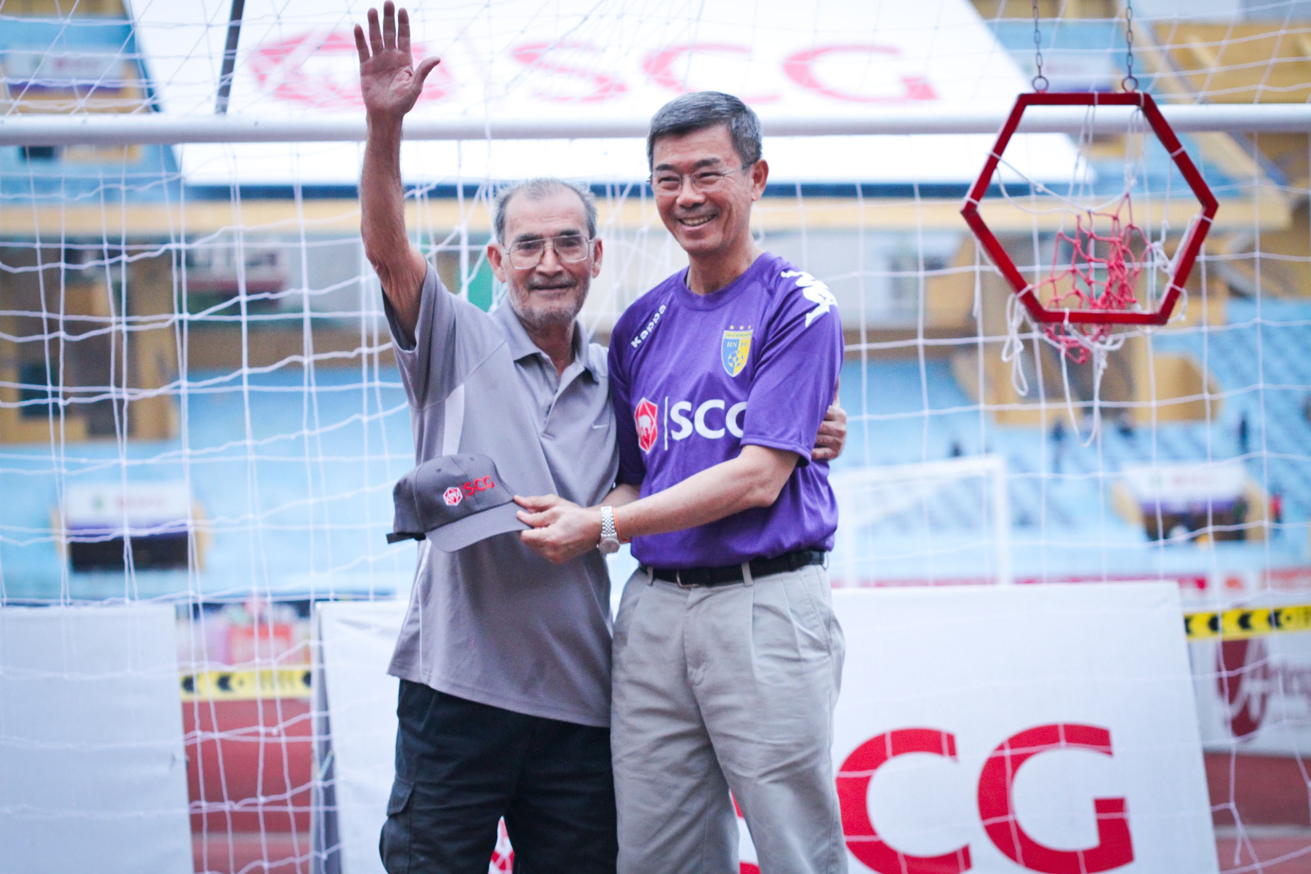 bóng đá Việt Nam, Hà Nội FC vs Hồ Chí Minh FC