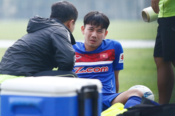 Minh Vương cần 2 tháng trị thương, đồng nghĩa với việc lỡ VCK U23 châu Á Minh Vương cần 2 tháng trị thương, đồng nghĩa với việc lỡ VCK U23 châu Á