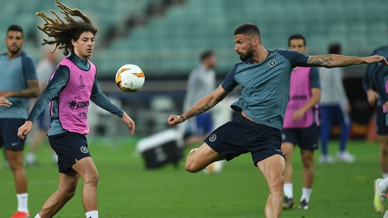 Giroud và đồng đội chuẩn bị cho trận đấu trên SVĐ Olympic, Baku Chelsea vs Arsenal, trực tiếp Chelsea vs Arsenal, Link trực tiếp Chelsea vs Arsenal, Chelsea, Arsenal