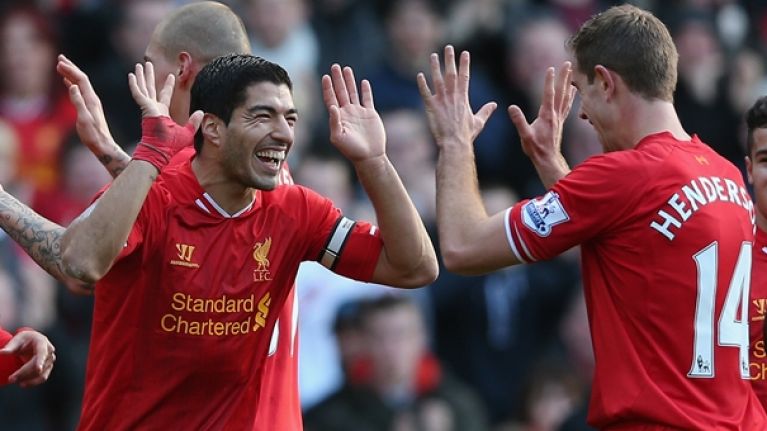 Henderson và Suarez ở Liverpool. Ảnh: Getty Henderson, Luis Suarez, Liverpool, Henderson muố giết Suarez, The Kop