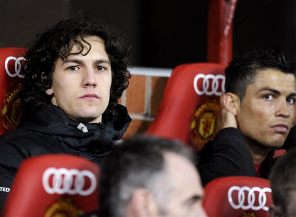 Possebon từng là đồng đội của CR7 Rodrigo Pereira Possebon, Man Utd, Công Vinh, CLB TP.HCM, bóng đá Việt Nam