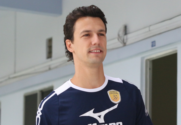 Possebon trong màu áo CLB TP.HCM Possebon, Công Vinh, CLB TP.HCM, V.League, tin chuyển nhượng, Man Utd