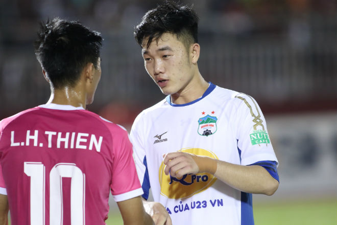 Xuân Trường và đồng đội thua vì Sài Gòn họp lâu chưa từng có Xuân Trường, Hoàng Thiên