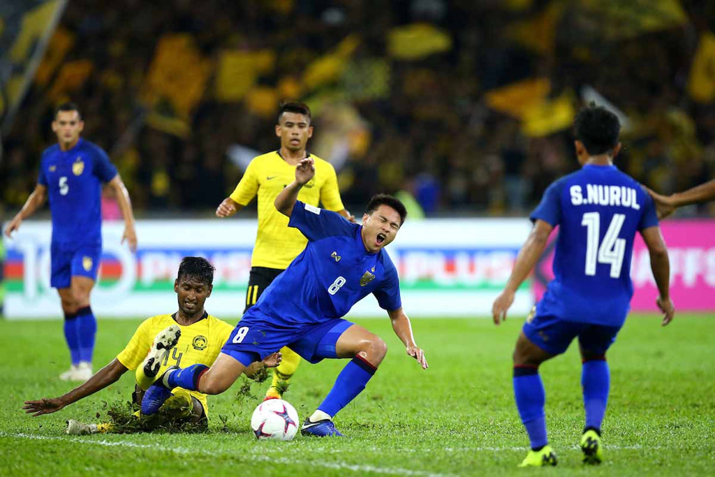 Malaysia vượt qua Thái Lan bằng kịch bản khó tin