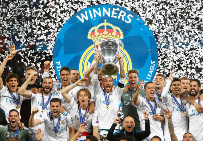Real Madrid là đội đầu tiên vô địch Champions League 3 năm liên tiếp
